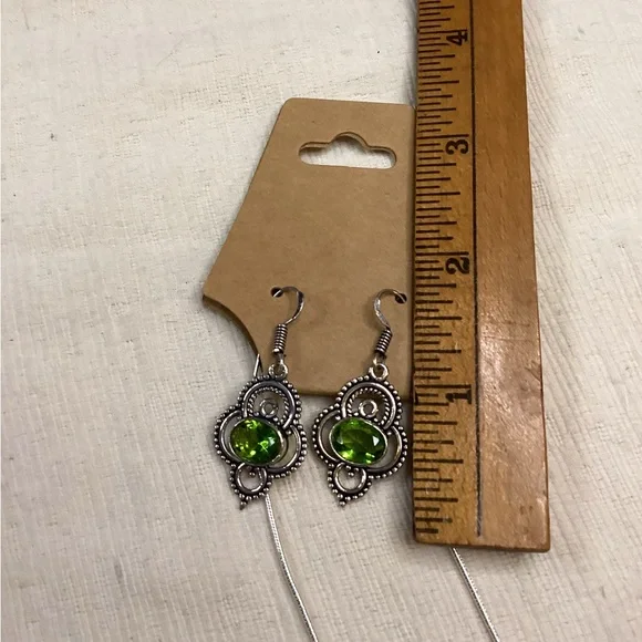🚨Elegant Sterling Silver and Green Peridot Jewelry Set - Picture 4 of 4